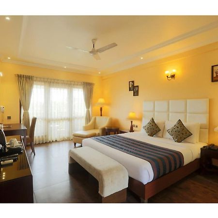 Hotel Silky Palace Near Igi Airportt ニューデリー エクステリア 写真