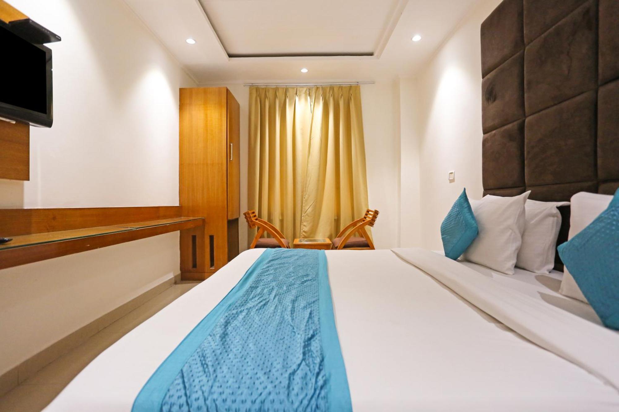 Hotel Silky Palace Near Igi Airportt ニューデリー エクステリア 写真