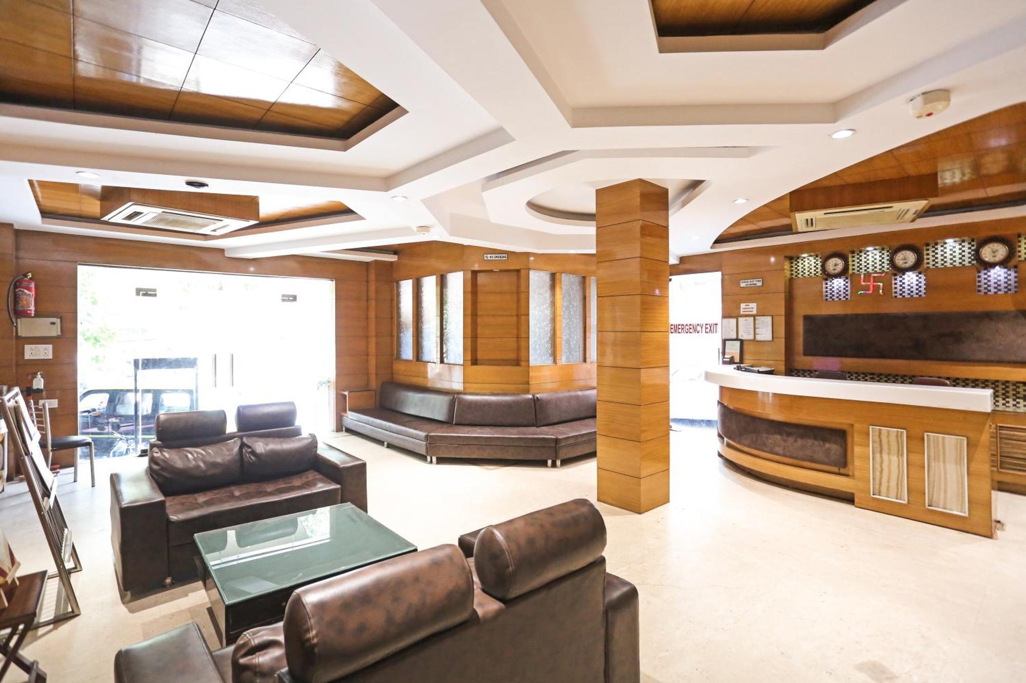Hotel Silky Palace Near Igi Airportt ニューデリー エクステリア 写真