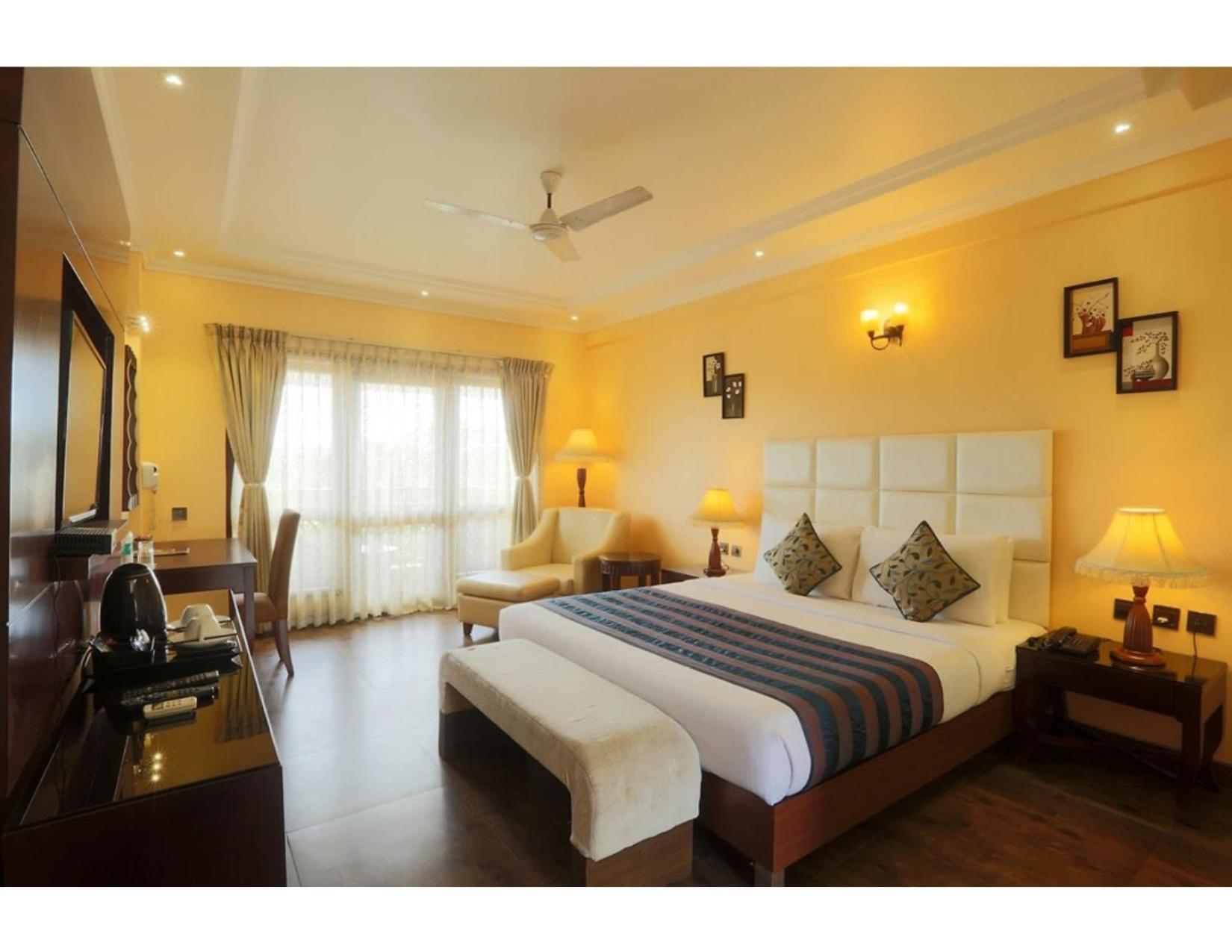 Hotel Silky Palace Near Igi Airportt ニューデリー エクステリア 写真